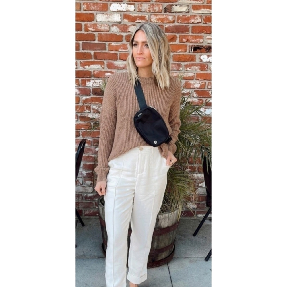 NEW A New Day High Rise Slim Straight Leg Pintuck Cream Ankle Pants
